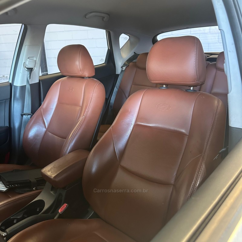 I30 2.0 MPFI GLS 16V GASOLINA 4P MANUAL - 2012 - NOVO HAMBURGO