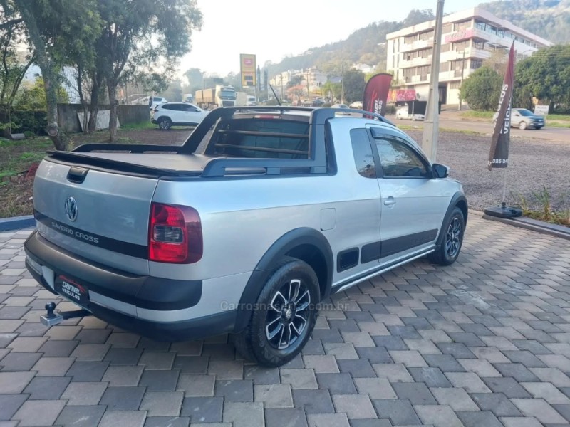 SAVEIRO 1.6 CROSS CE 8V FLEX 2P MANUAL - 2014 - ENCANTADO