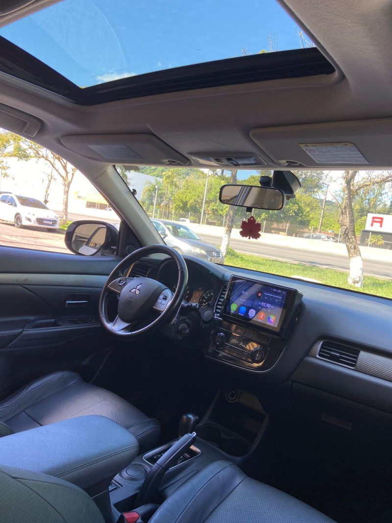 OUTLANDER 2.0 16V GASOLINA 4P AUTOMÁTICO - 2014 - ESTâNCIA VELHA