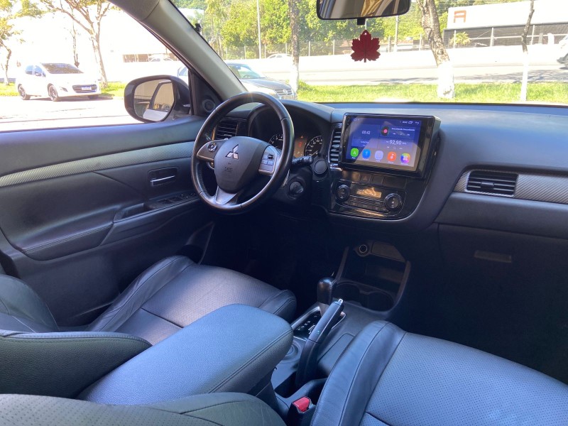 OUTLANDER 2.0 16V GASOLINA 4P AUTOMÁTICO - 2014 - ESTâNCIA VELHA