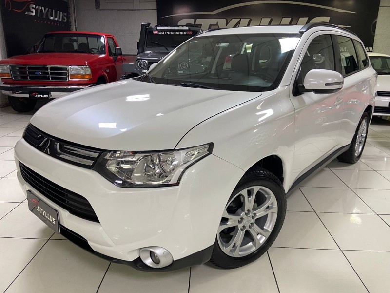 outlander 2.0 16v gasolina 4p automatico 2014 estancia velha
