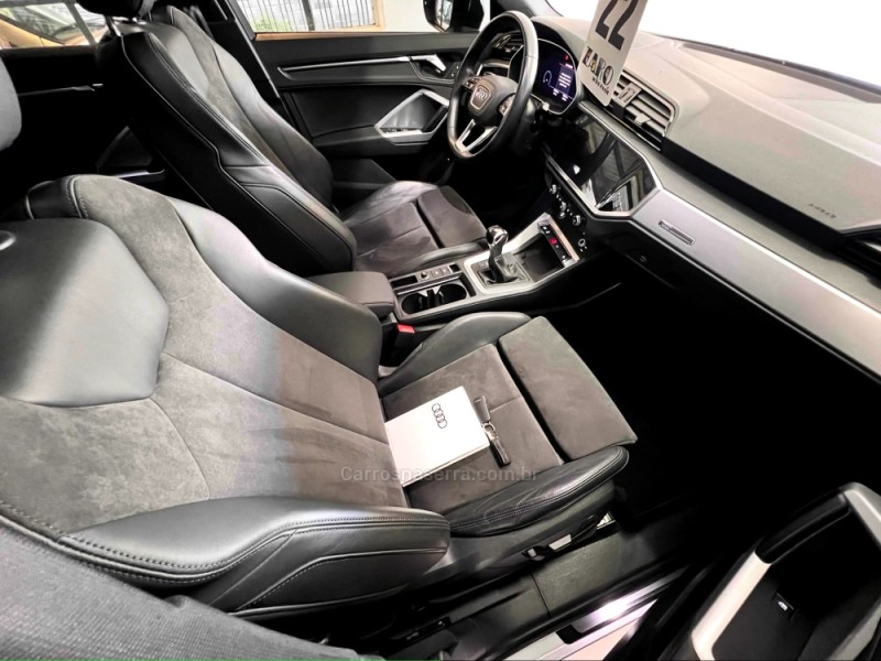 Q3 1.4 TFSI BLACK EDITION S TRONIC FLEX 4P AUTOMATICO - 2022 - CARLOS BARBOSA