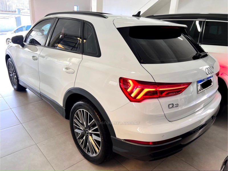 Q3 1.4 TFSI BLACK EDITION S TRONIC FLEX 4P AUTOMATICO - 2022 - CARLOS BARBOSA
