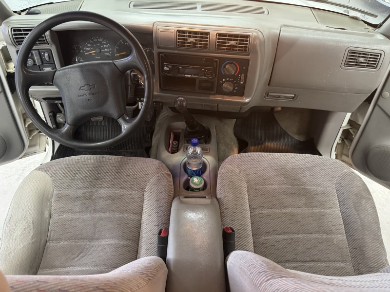 S10 4.3 SFI DLX 4X2 CD V6 12V GASOLINA 4P MANUAL - 1998 - CAXIAS DO SUL