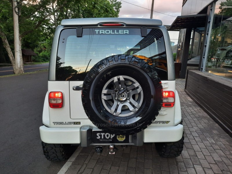 T4 3.2 TGV 4X4 16V TURBO DIESEL 2P MANUAL - 2013 - DOIS IRMãOS