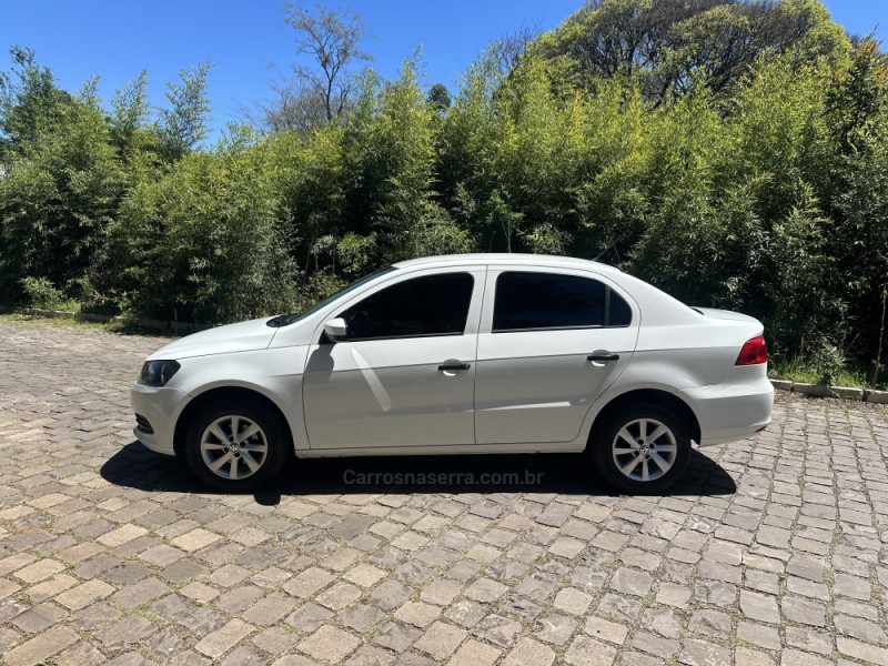VOYAGE 1.0 MI CITY 8V FLEX 4P MANUAL - 2015 - NOVA PRATA