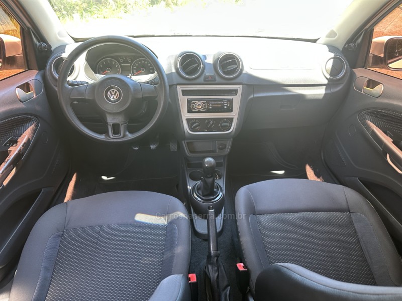 VOYAGE 1.0 MI CITY 8V FLEX 4P MANUAL - 2015 - NOVA PRATA