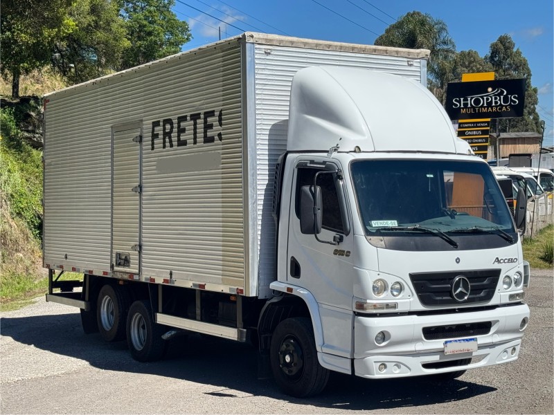 ACCELO 915 C