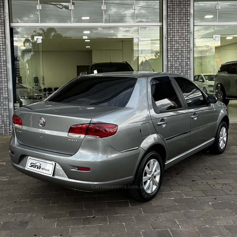 SIENA 1.4 MPI FIRE ELX 8V FLEX 4P MANUAL - 2009 - VACARIA