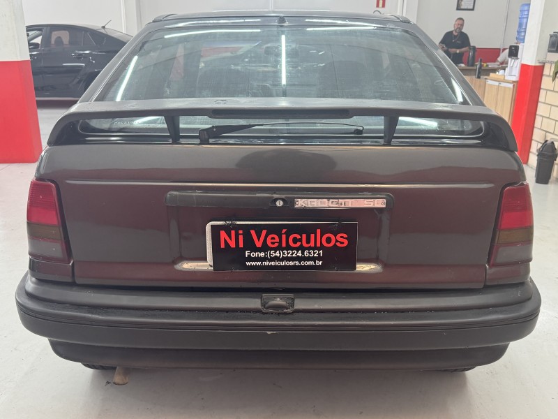 KADETT 1.8 EFI SL 8V GASOLINA 2P MANUAL - 1993 - CAXIAS DO SUL
