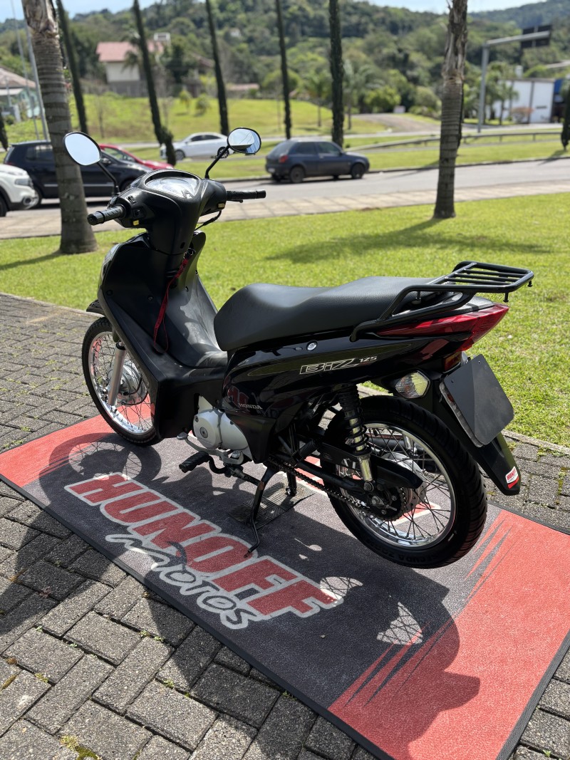 BIZ 125 ES - 2013 - FELIZ