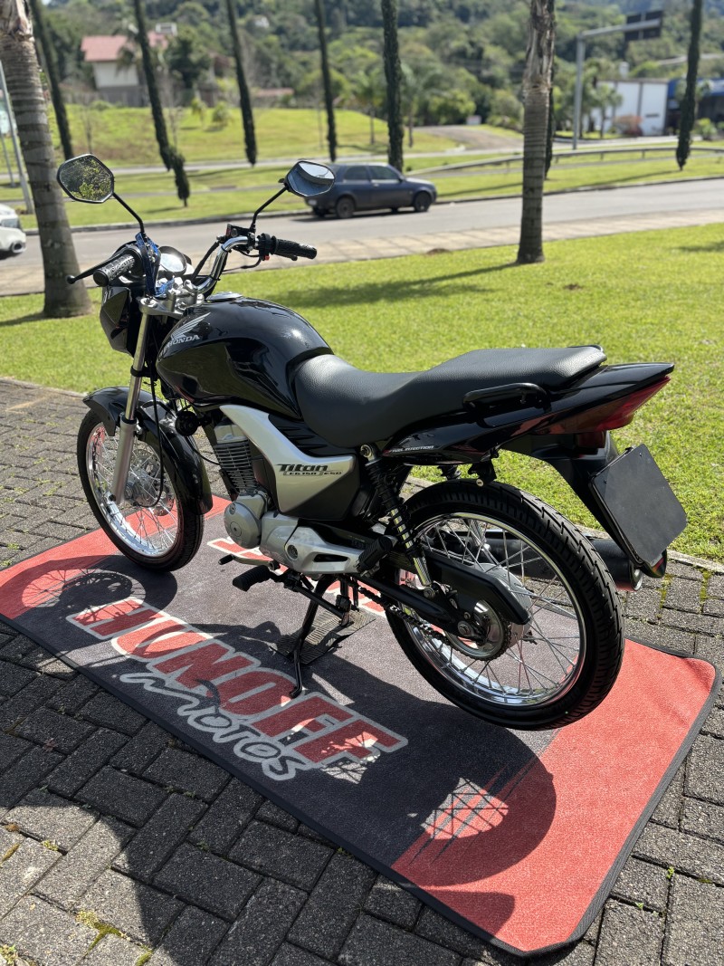 CG 150 TITAN MIX ESD - 2011 - FELIZ