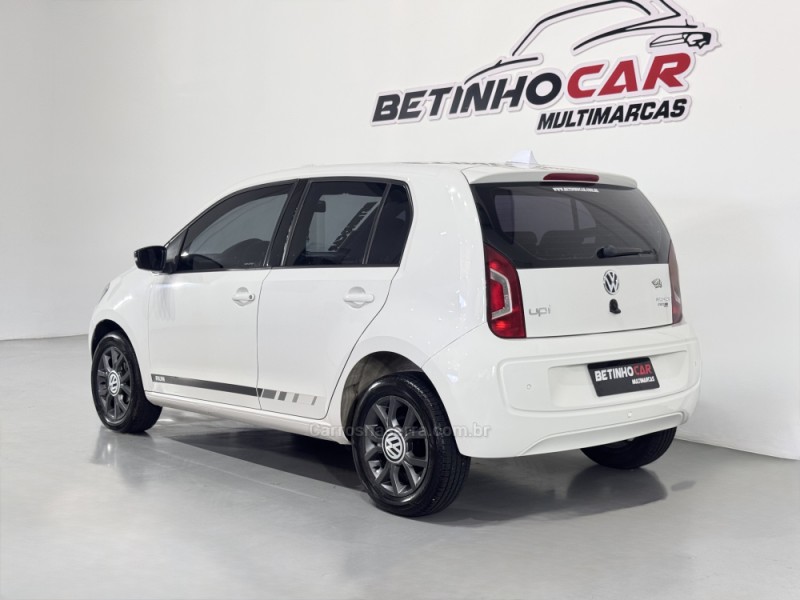 UP 1.0 MPI RUN UP 12V FLEX 4P AUTOMATIZADO - 2017 - ESTâNCIA VELHA
