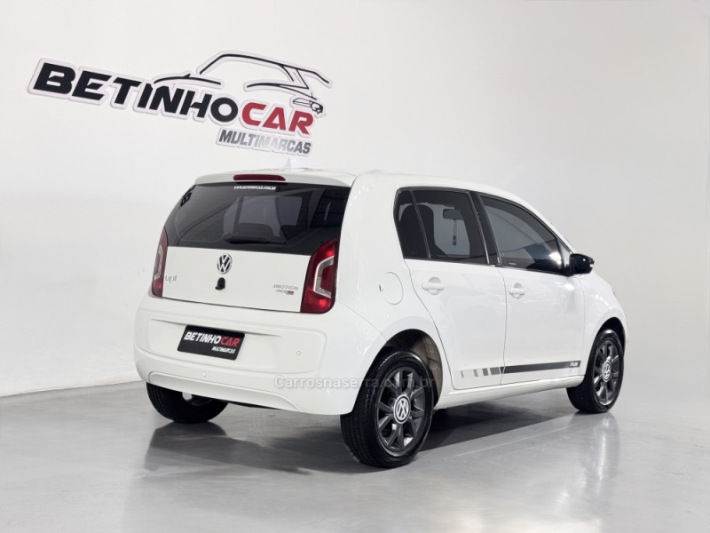 UP 1.0 MPI RUN UP 12V FLEX 4P AUTOMATIZADO - 2017 - ESTâNCIA VELHA