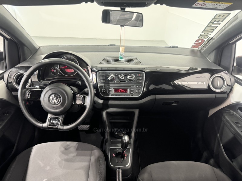 UP 1.0 MPI RUN UP 12V FLEX 4P AUTOMATIZADO - 2017 - ESTâNCIA VELHA