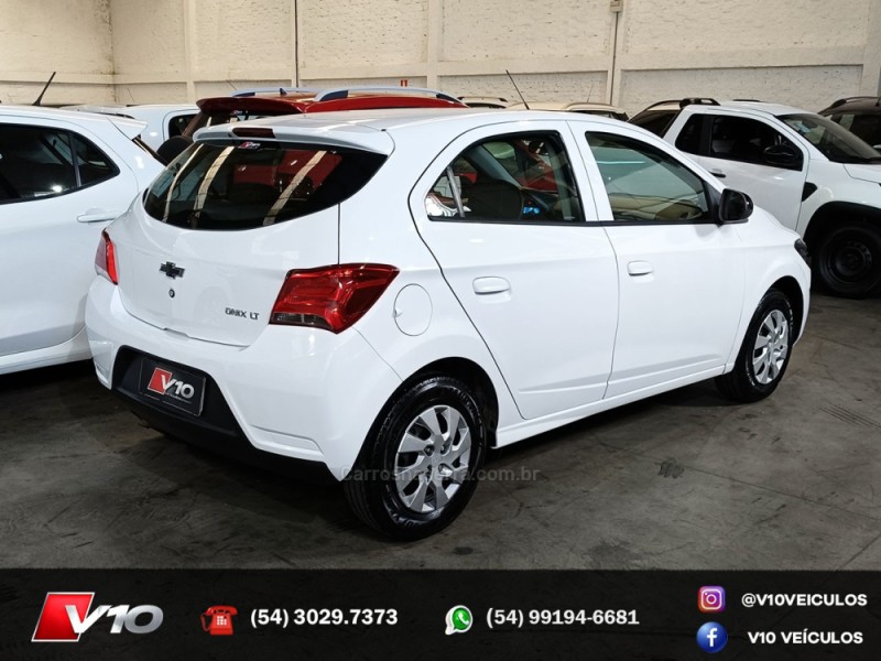 ONIX 1.0 MPFI LT 8V FLEX 4P MANUAL - 2017 - CAXIAS DO SUL
