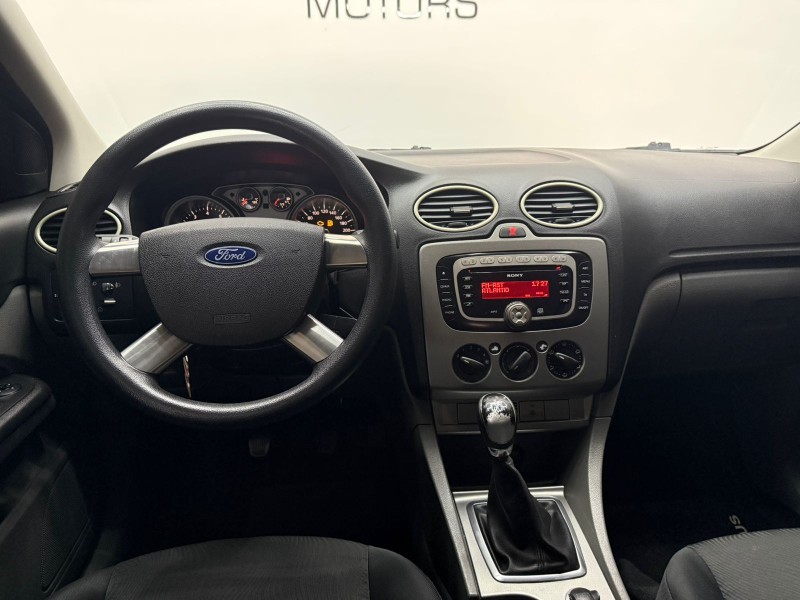 FOCUS 2.0 GLX 16V GASOLINA 4P MANUAL - 2009 - CAXIAS DO SUL