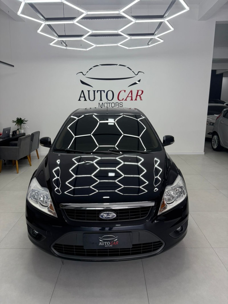 FOCUS 2.0 GLX 16V GASOLINA 4P MANUAL - 2009 - CAXIAS DO SUL