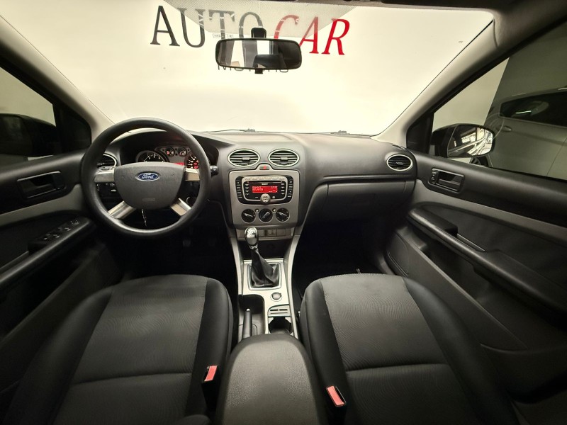 FOCUS 2.0 GLX 16V GASOLINA 4P MANUAL - 2009 - CAXIAS DO SUL