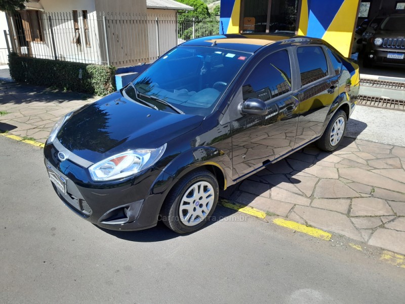 fiesta 1.6 mpi sedan 8v flex 4p manual 2014 nova prata