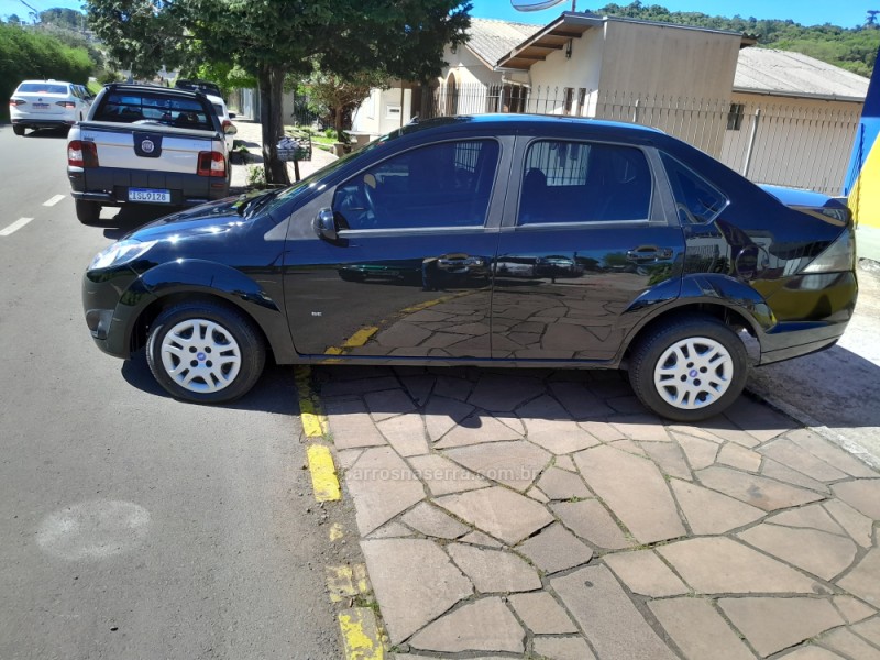 FIESTA 1.6 MPI SEDAN 8V FLEX 4P MANUAL - 2014 - NOVA PRATA