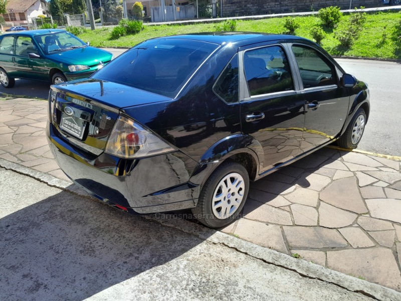 FIESTA 1.6 MPI SEDAN 8V FLEX 4P MANUAL - 2014 - NOVA PRATA