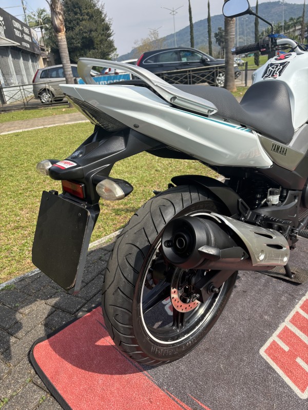 FAZER YS 250 BLUEFLEX - 2016 - FELIZ