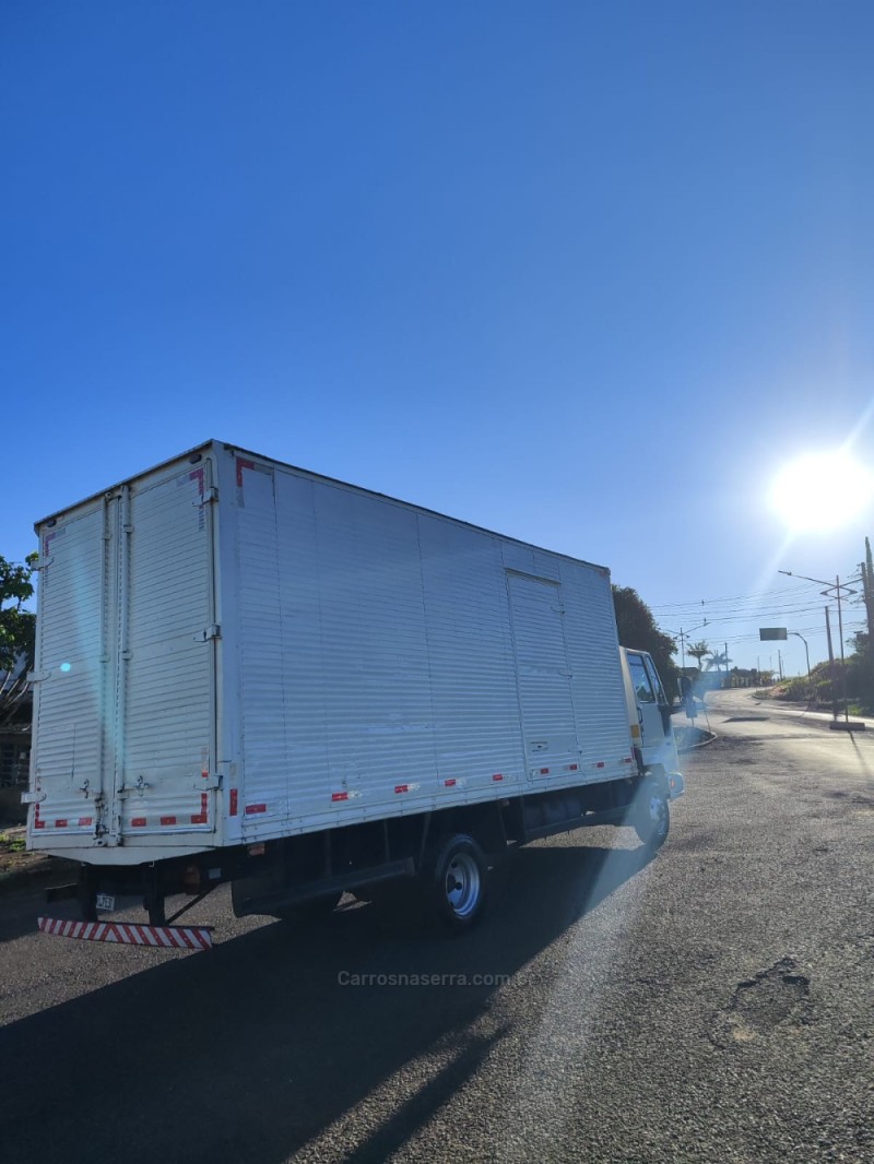 CARGO 815 E TURBO - 2011 - ANTôNIO PRADO