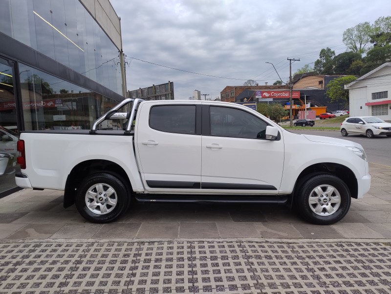 S10 2.4 LT 4X2 CD 8V FLEX 4P MANUAL - 2014 - CAXIAS DO SUL