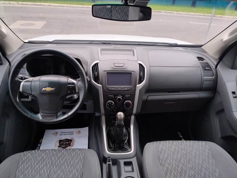 S10 2.4 LT 4X2 CD 8V FLEX 4P MANUAL - 2014 - CAXIAS DO SUL