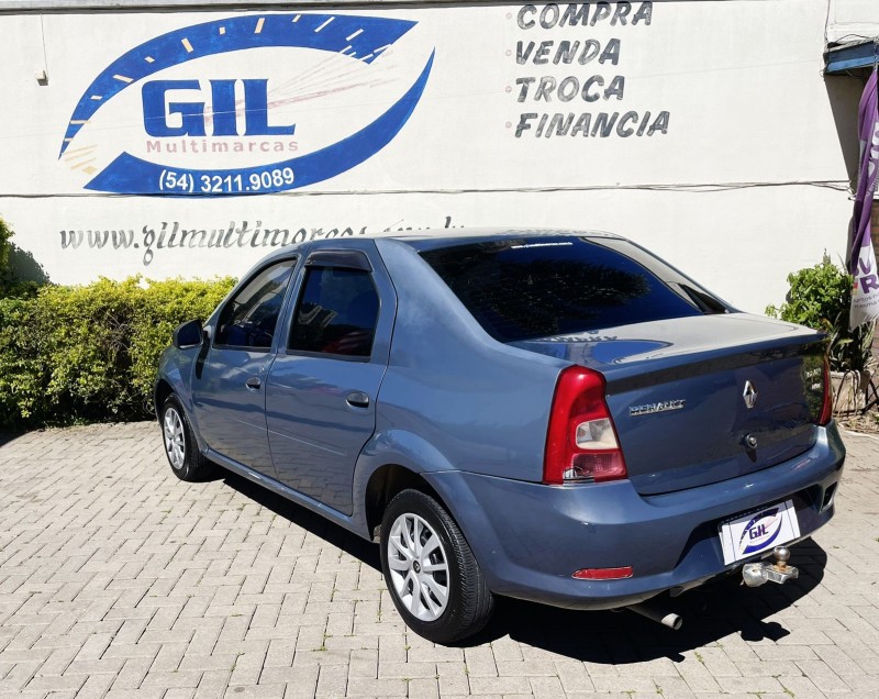 LOGAN 1.0 AUTHENTIQUE 16V FLEX 4P MANUAL - 2011 - CAXIAS DO SUL