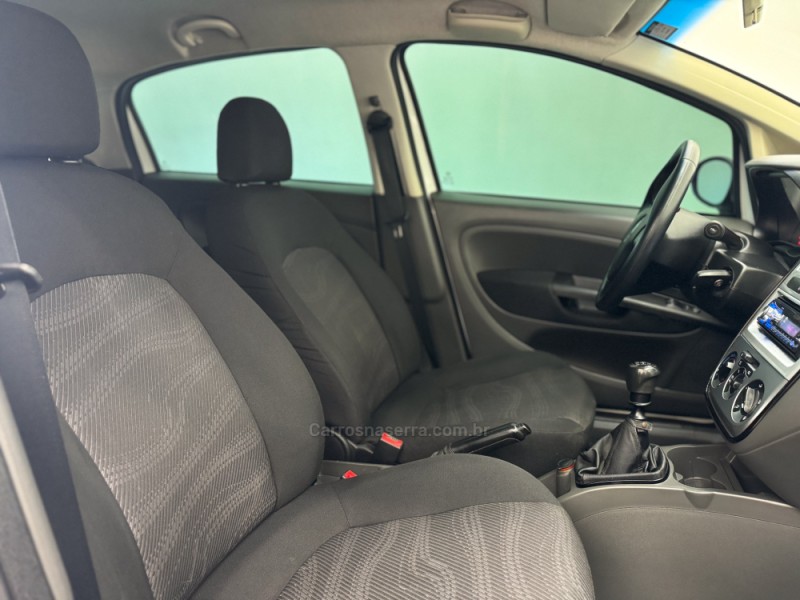 PUNTO 1.4 ATTRACTIVE ITALIA 8V FLEX 4P MANUAL - 2012 - CARLOS BARBOSA