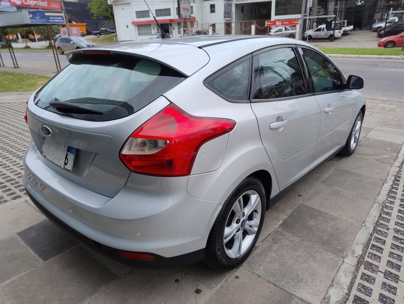 FOCUS 1.6 SE 16V FLEX 4P MANUAL - 2014 - CAXIAS DO SUL