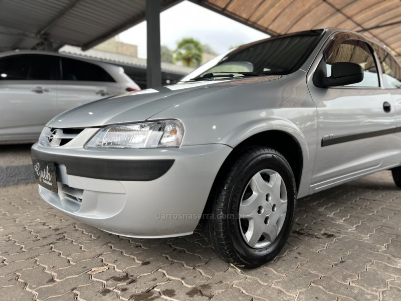 CELTA 1.0 MPFI SUPER 8V FLEX 2P MANUAL - 2003 - BOM PRINCíPIO