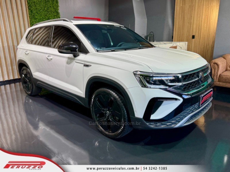TAOS 1.4 16V HIGHLINE TSI FLEX 4P AUTOMÁTICO - 2023 - NOVA PRATA