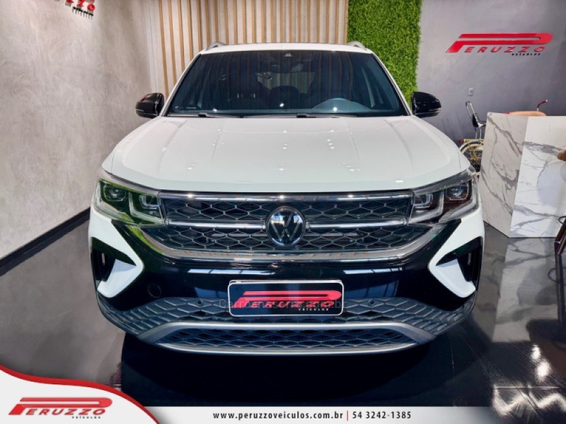 TAOS 1.4 16V HIGHLINE TSI FLEX 4P AUTOMÁTICO - 2023 - NOVA PRATA