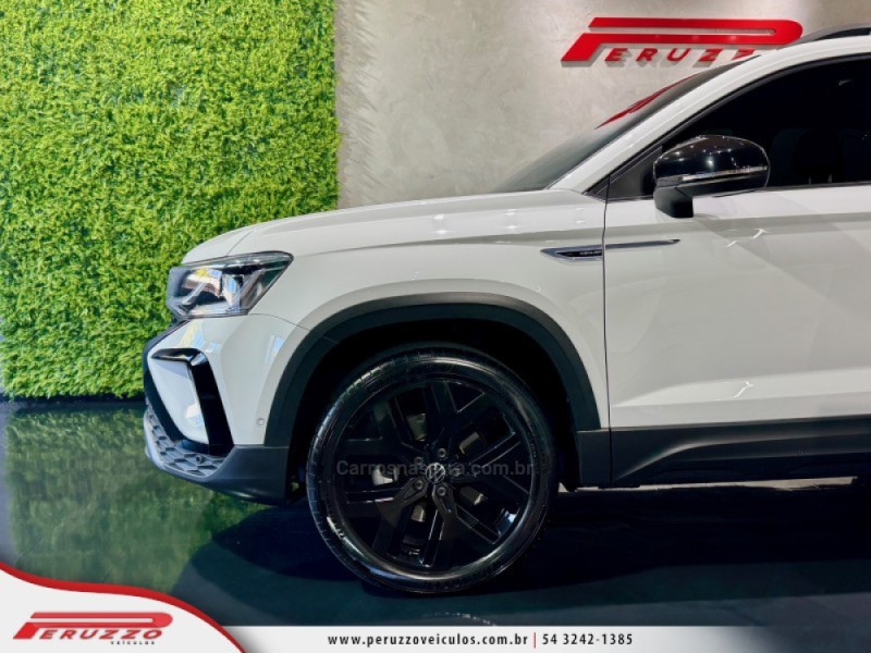 TAOS 1.4 16V HIGHLINE TSI FLEX 4P AUTOMÁTICO - 2023 - NOVA PRATA