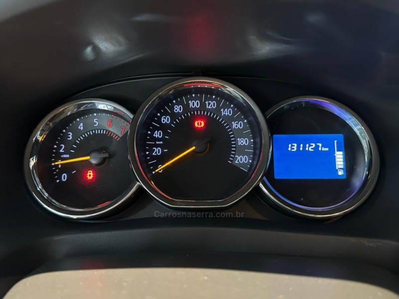 LOGAN 1.6 DYNAMIQUE 8V FLEX 4P MANUAL - 2017 - CAXIAS DO SUL