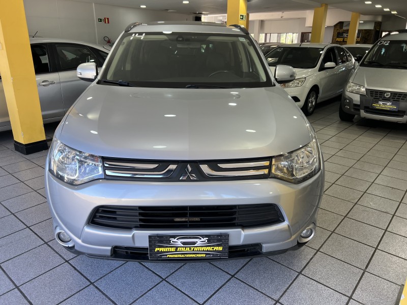 OUTLANDER 2.0 16V GASOLINA 4P AUTOMÁTICO - 2014 - CAXIAS DO SUL