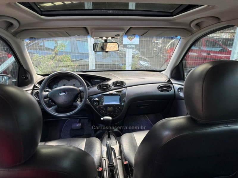 FOCUS 2.0 GHIA 16V GASOLINA 4P AUTOMÁTICO - 2005 - FARROUPILHA