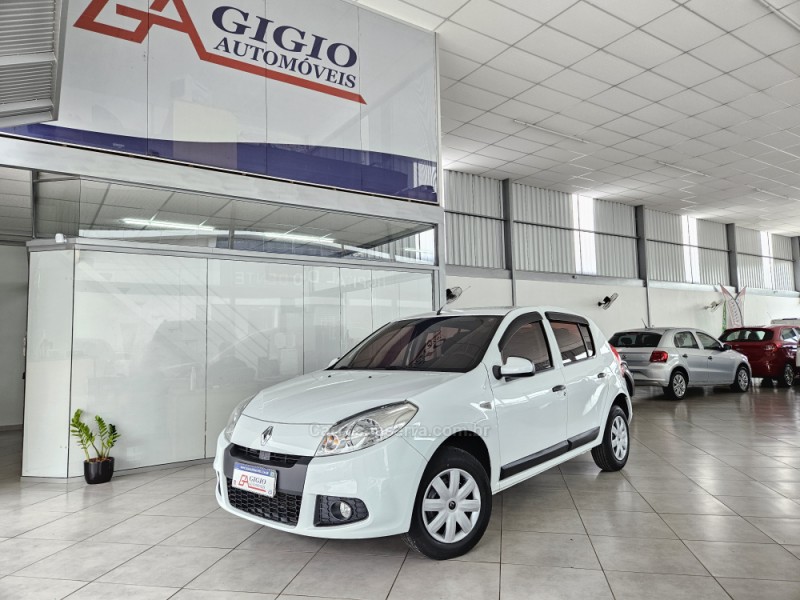 sandero 1.0 expression 16v flex 4p manual 2013 tapejara
