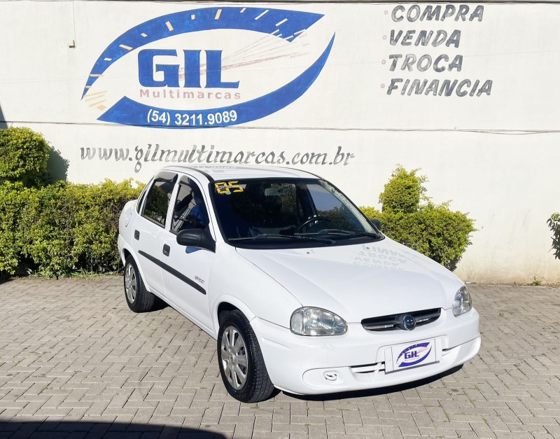 CORSA 1.6 MPFI CLASSIC SEDAN 8V GASOLINA 4P MANUAL - 2005 - CAXIAS DO SUL