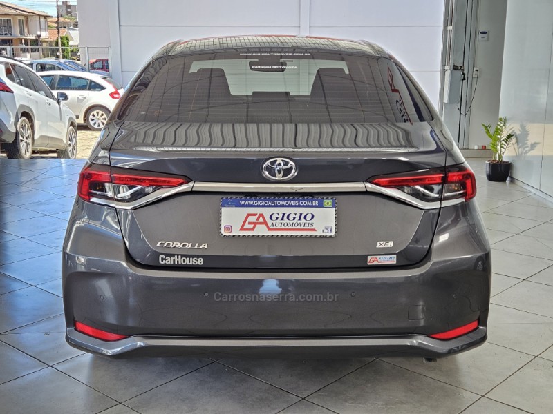 COROLLA 2.0 XEI 16V FLEX 4P AUTOMÁTICO - 2024 - TAPEJARA