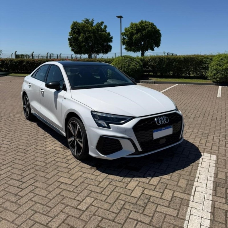 A3 2.0 TFSI PERFORMANCE BLACK SEDAN GASOLINA 4P AUTOMÁTICA - 2024 - LAGOA VERMELHA