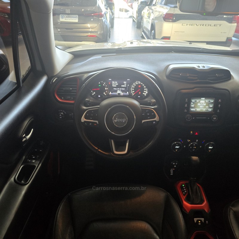 RENEGADE 2.0 16V TURBO DIESEL TRAILHAWK 4P 4X4 AUTOMÁTICO - 2018 - SANTA CRUZ DO SUL
