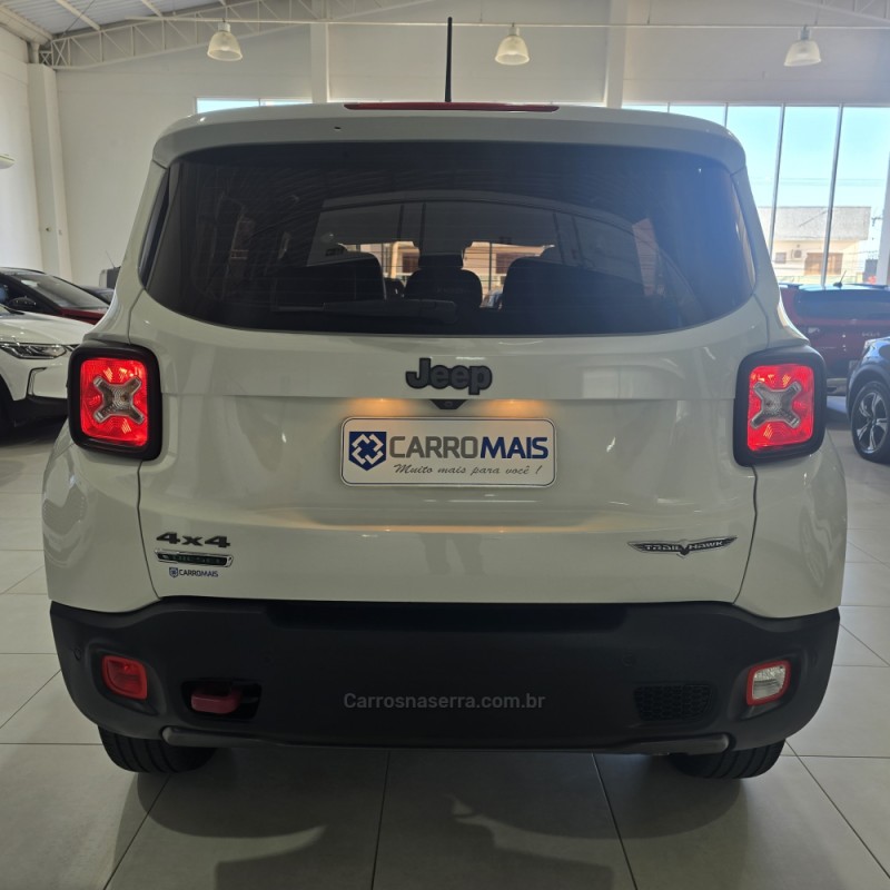 RENEGADE 2.0 16V TURBO DIESEL TRAILHAWK 4P 4X4 AUTOMÁTICO - 2018 - SANTA CRUZ DO SUL