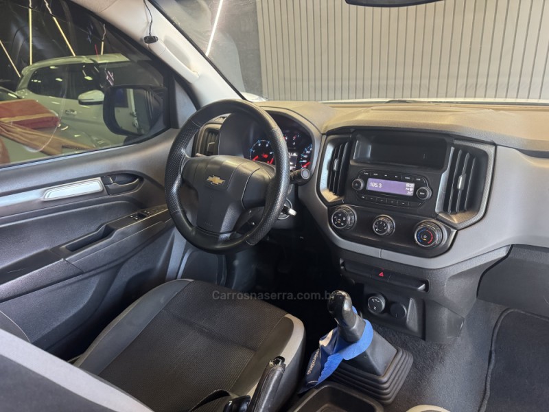 S10 2.8 LS 4X2 CS 16V TURBO DIESEL 2P MANUAL - 2017 - DOIS IRMãOS