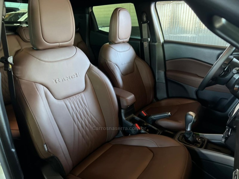 FIAT - TORO - 2024/2025 - Branca - R$ 189.900,00