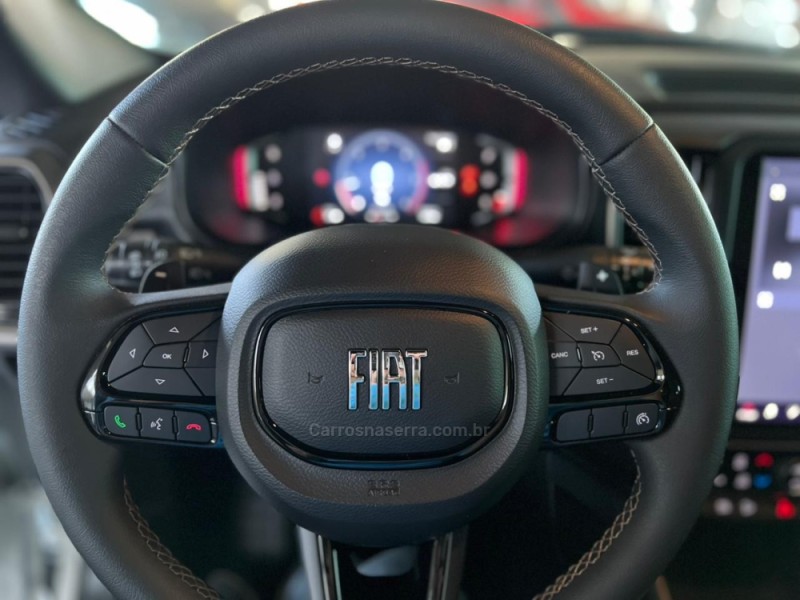 FIAT - TORO - 2024/2025 - Branca - R$ 189.900,00