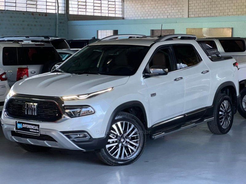FIAT - TORO - 2024/2025 - Branca - R$ 197.900,00